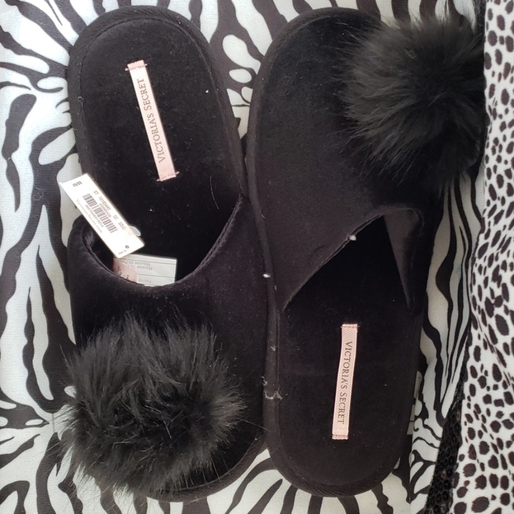 Victoria's Secret  pom pom slippers